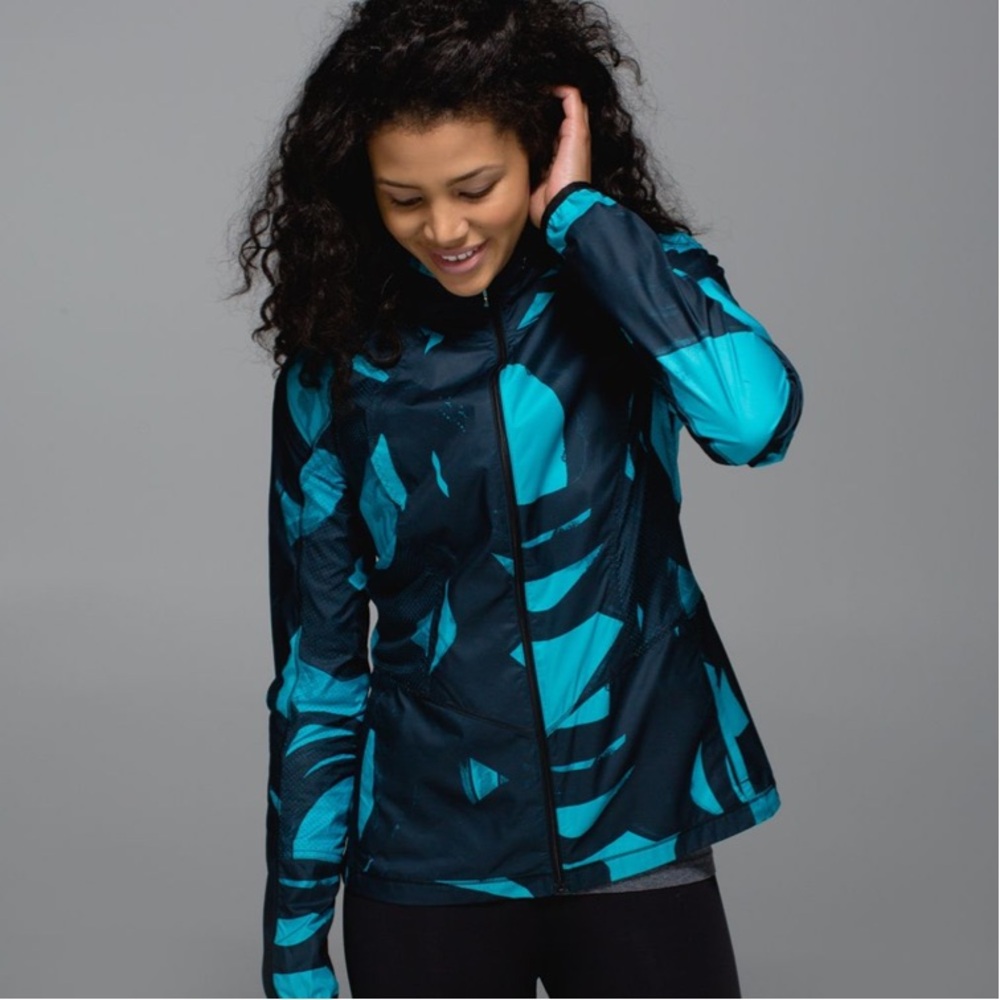 Lululemon Back Pack It Jacket